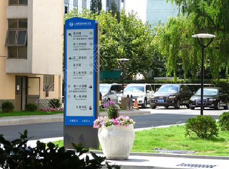 遂宁哪些因素影响宣传栏的制作？